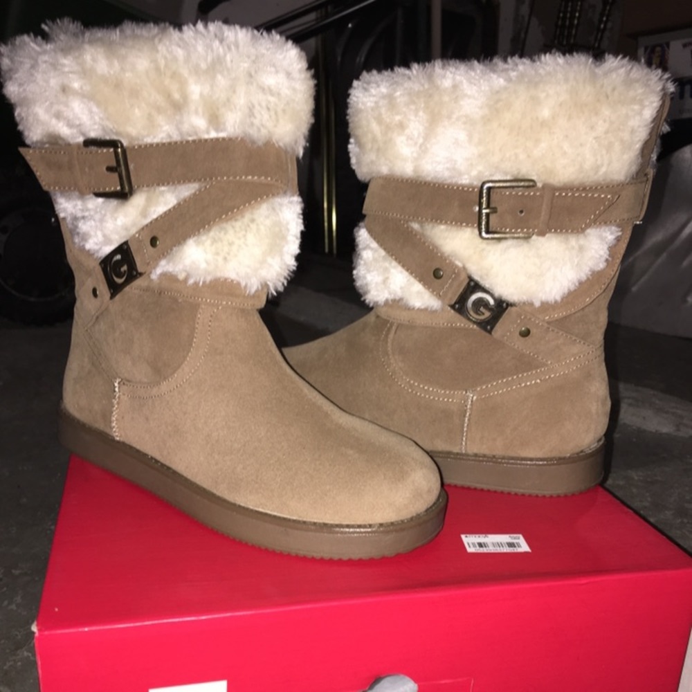 Guess boots